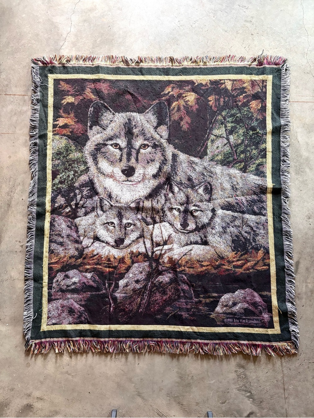 Vintage 1998 Woven Wolf Family Tapestry Throw Blanket - Multicolor